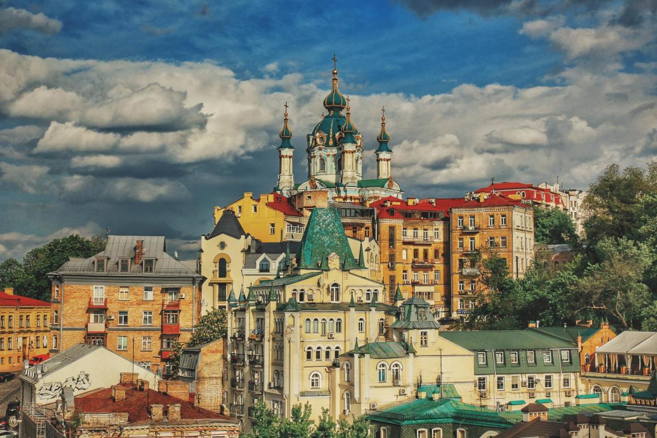 Apartments On Andriyivskyy Descent -Self Check In Киев Екстериор снимка